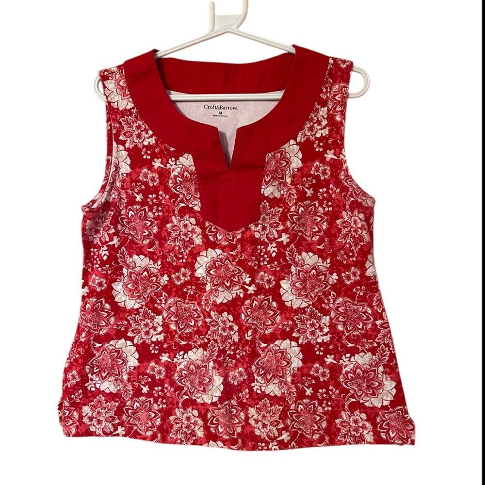 Croft & Barrow Women’s Floral Tank Top Size M Red White Sleeveless Split Neck
